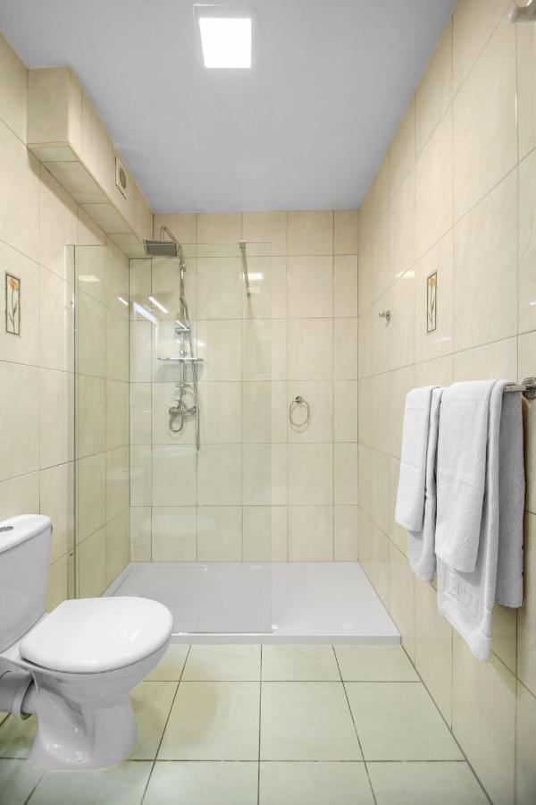 Hotel Taaakaryba Kołobrzeg Esterno foto