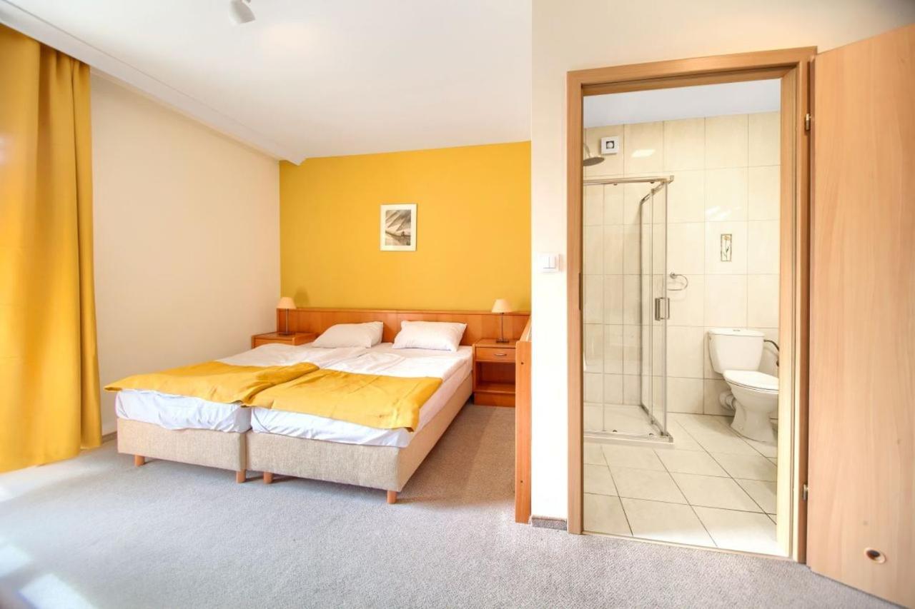 Hotel Taaakaryba Kołobrzeg Esterno foto