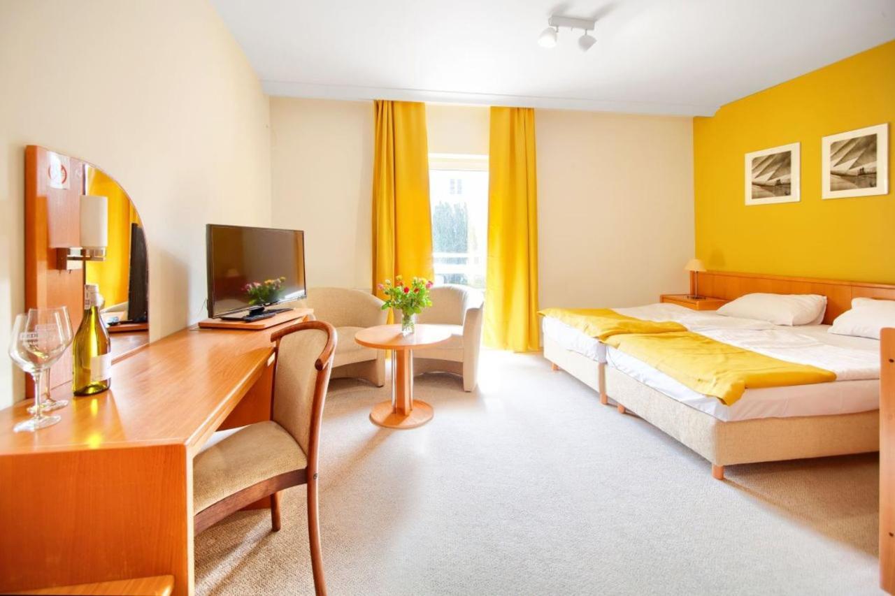 Hotel Taaakaryba Kołobrzeg Esterno foto